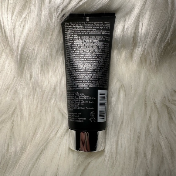MONAT Travel Size BLACK Shampoo + Conditioner (2 in one) - Picture 2 of 6